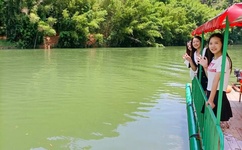 小嫩模无套内谢第一次